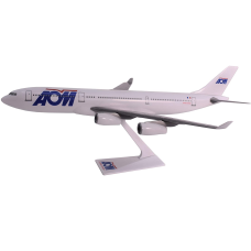 FLIGHT MINIATURES 1:200 A340-200 AOM AAB-34020H-001