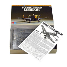 PLASTIC MODEL TAMIYA 1:72 F4U-1D CORSAIR 60752