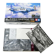 PLASTIC MODEL TAMIYA 1:48 P-51D MUSTANG 61040