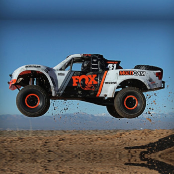 CARRO TRAXXAS UDR UNLIMITED DESERT RACER 6S 4WD TSM TQI FOX 85086-4