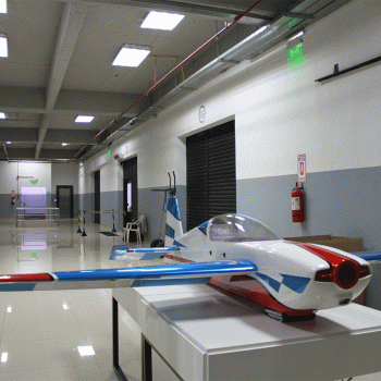AVIAO PILOT RC EXTRA NG 103