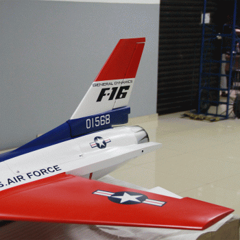 AVIAO PILOT RC 1/8 F16 JET 71.3