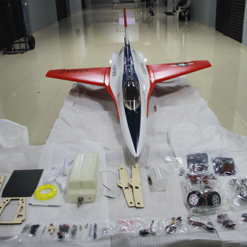 AVIAO PILOT RC 1/8 F16 JET 71.3