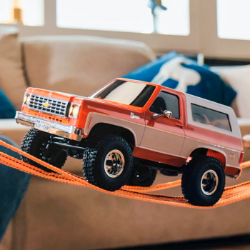 CARRO FMS 1/24 FCX24 CHEVROLET K5 BLAZER RTR ORANGE FMS12403RTROR