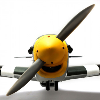 AVIAO HANGAR P-51D MUSTANG 20CC ARF 69.5