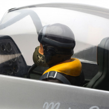 AVIAO HANGAR P-51D MUSTANG 20CC ARF PLUS 69.5