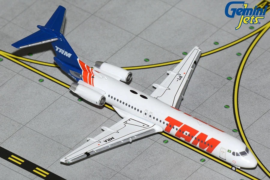 GEMINI JETS 1:400 TAM FOKKER 100 GJTAM2062