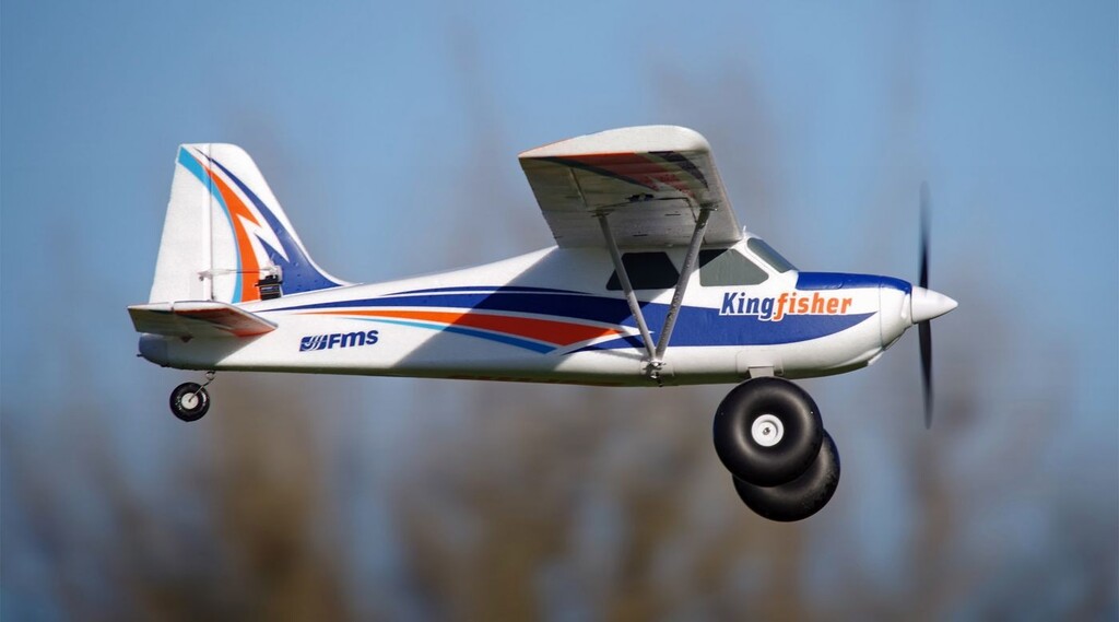 FMM103PF KINGFISHER 1400MM PNP