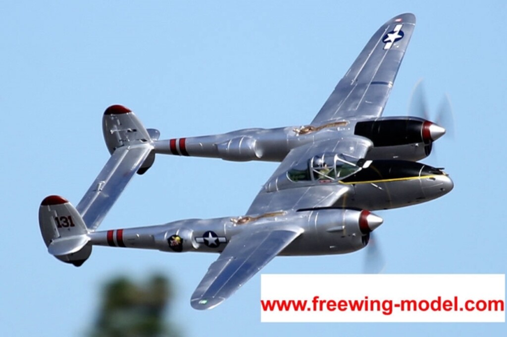 AVIAO FW FLIGHTLINE P-38L 