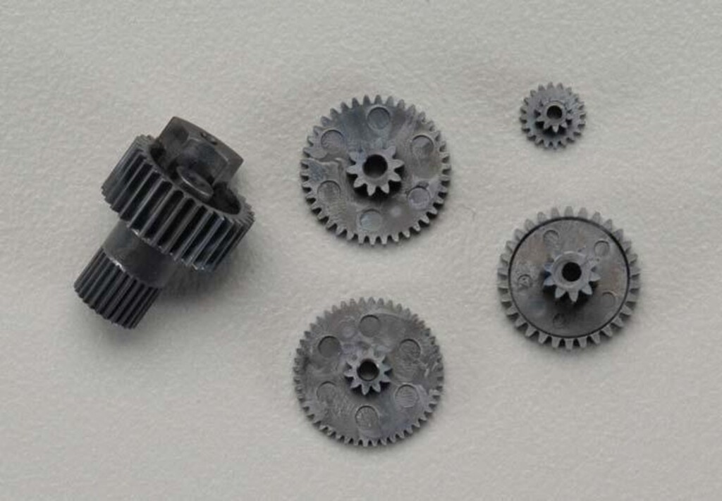 ENGRENAGEM 65HB KARBONITE HITEC 55013