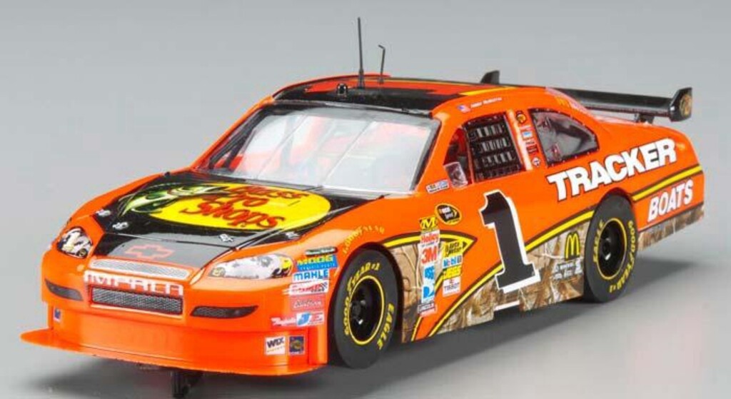 SCX SLOT CAR BASS PRO #1 MCMURRAY 14120