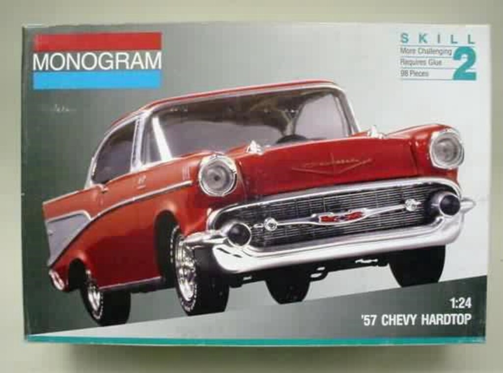 PLAST MONOGRAM CHEVY HARD TOP 2225