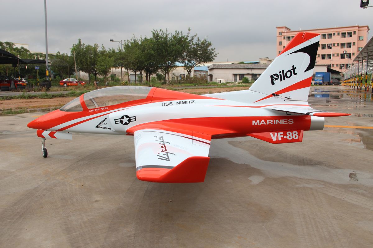 AVIAO PILOT RC VIPER JET 73