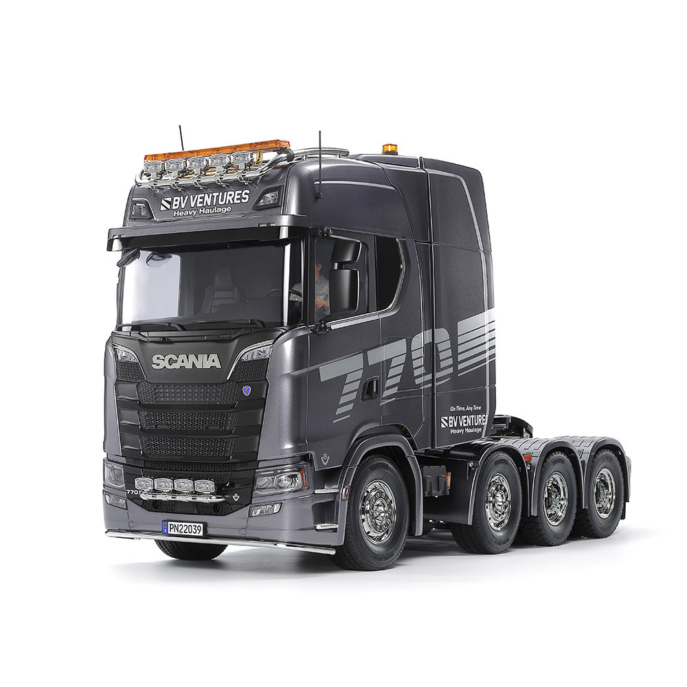 SEMI-TRUCK TAMIYA 1/14 RC SCANIA 770 S 8X4/4 GUN METAL EDITION 56376